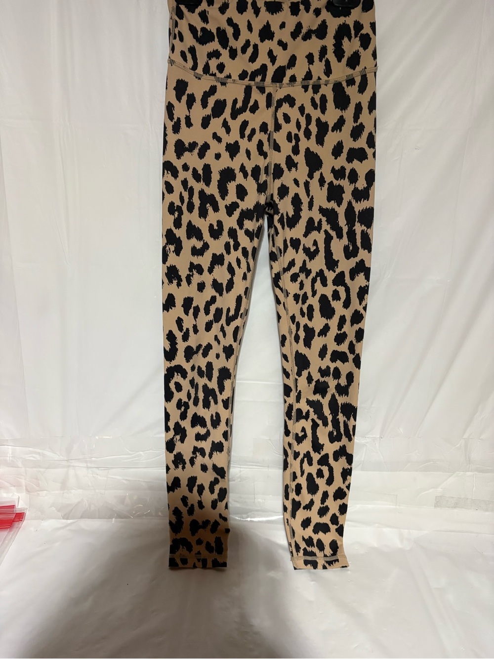 Allfenix High-Rise Leopard Print Leggings in Tan and Black